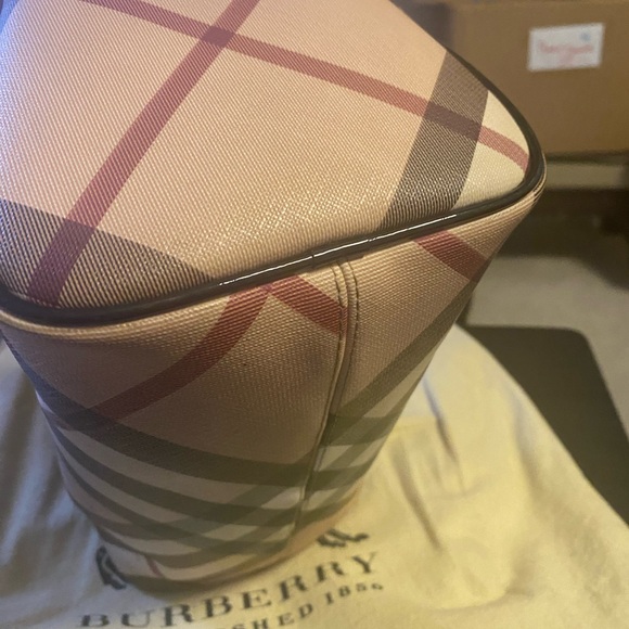 Burberry Nova Check Handbag - Picture 5 of 12